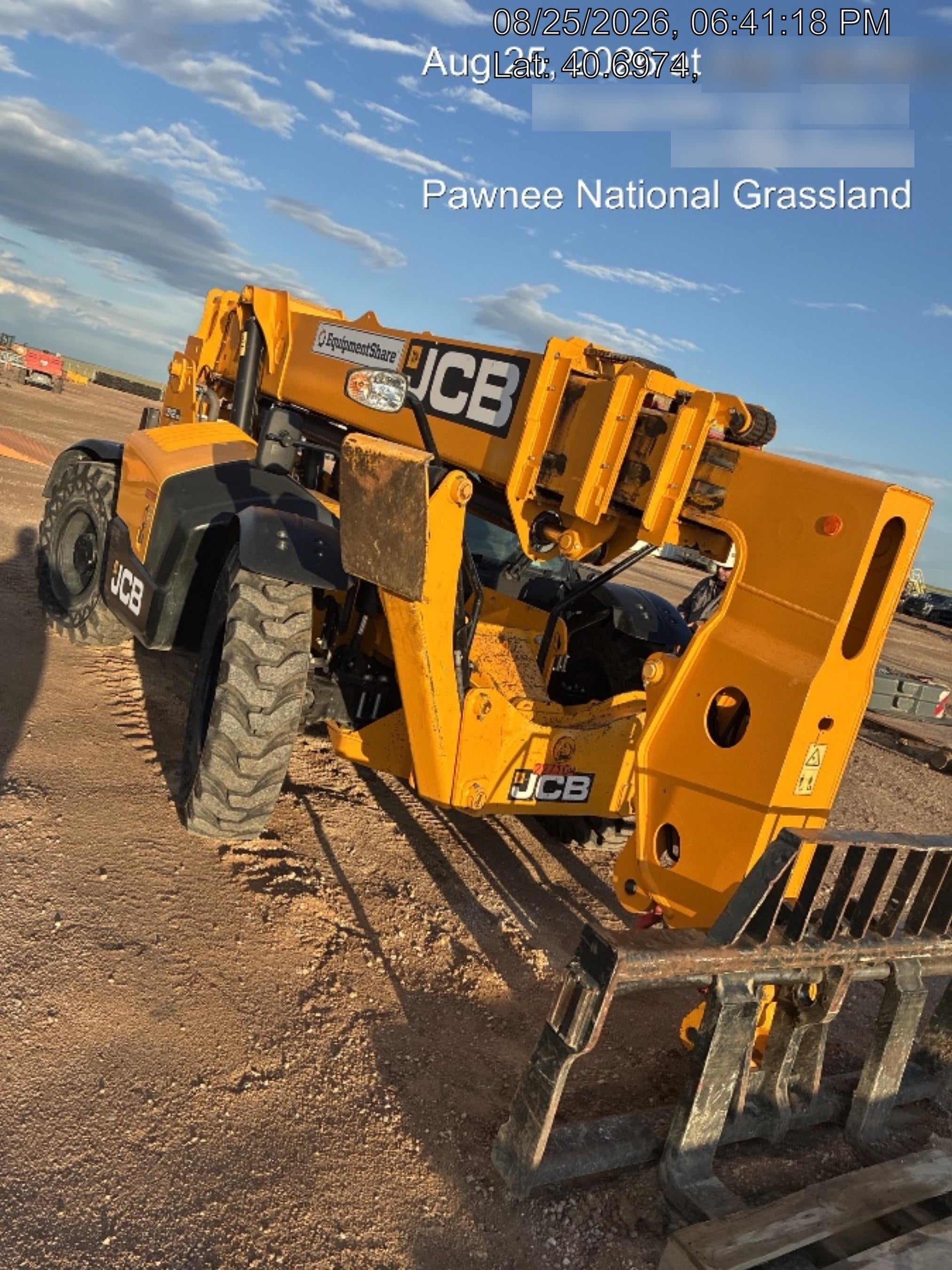 2022 JCB 512-56