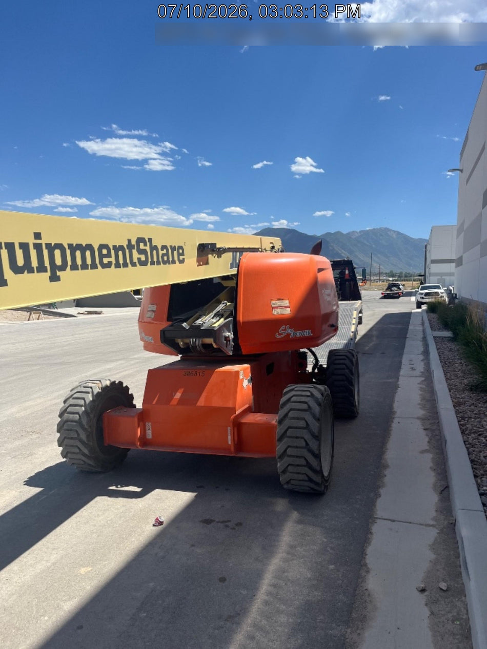 2023 JLG 660SJ
