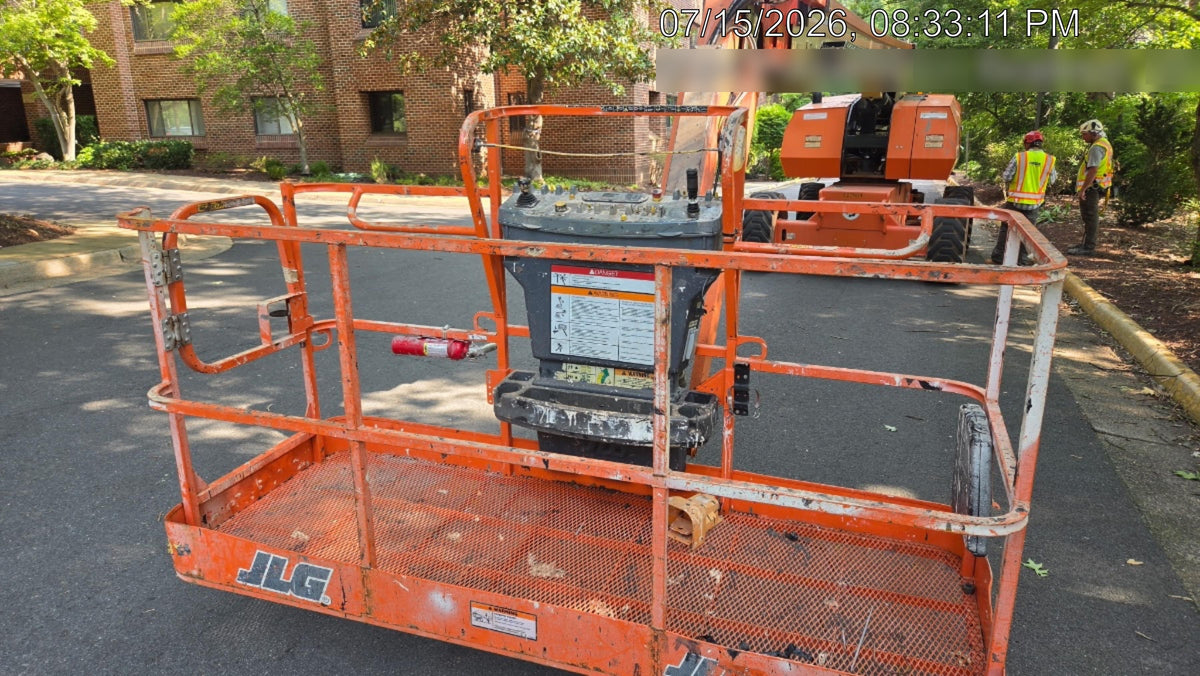 2021 JLG 860SJ