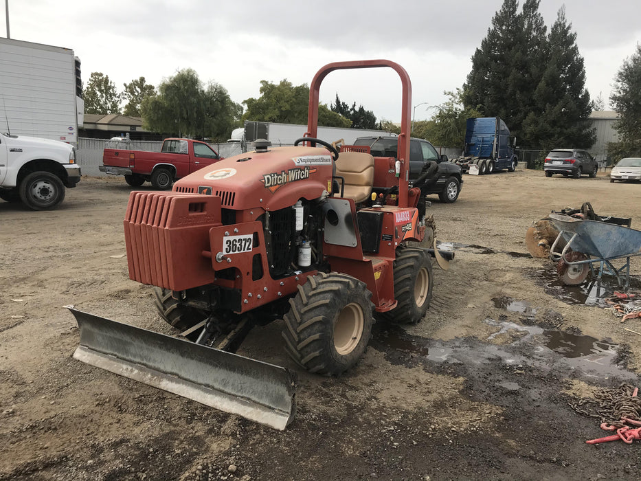 2019 DITCH WITCH RT45A