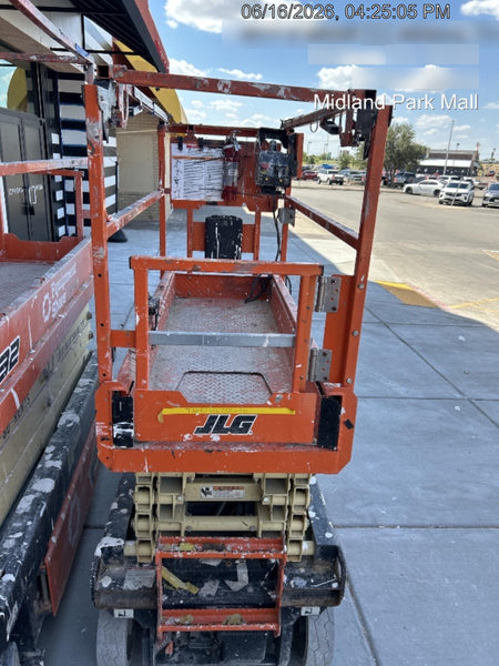 2021 JLG ES1932