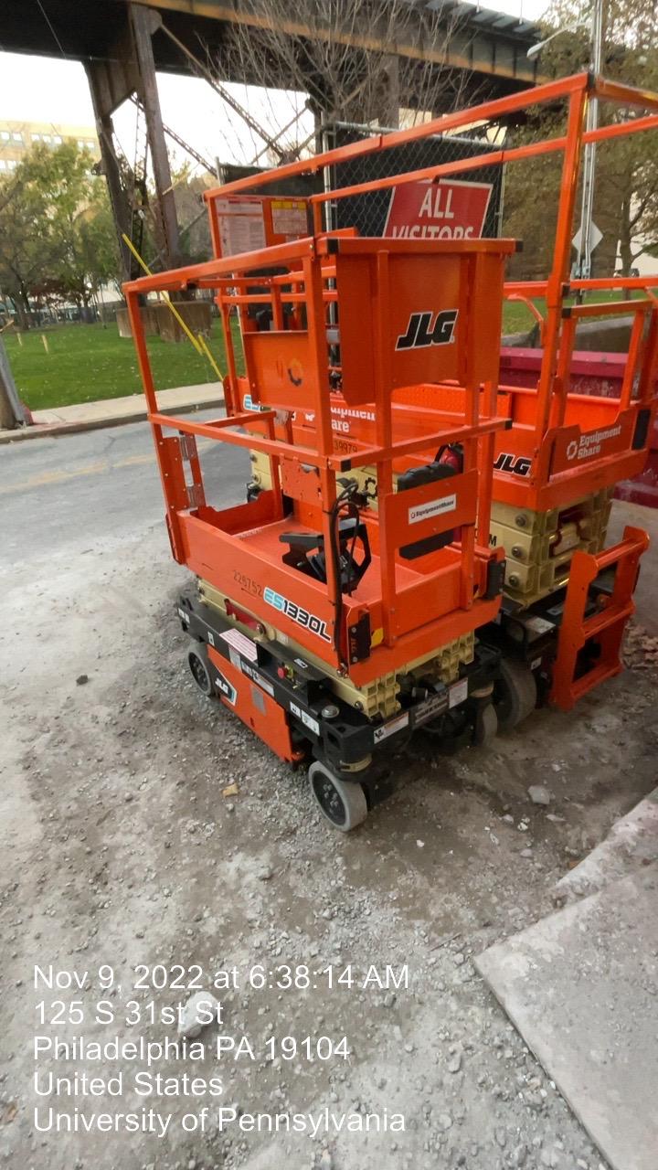 2022 JLG ES1330L