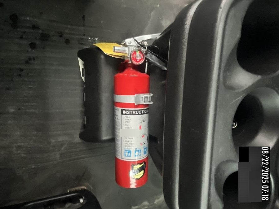 2023 CHEVROLET Express Van - Rental