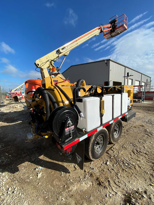 2023 VAC-TRON LP573XDT