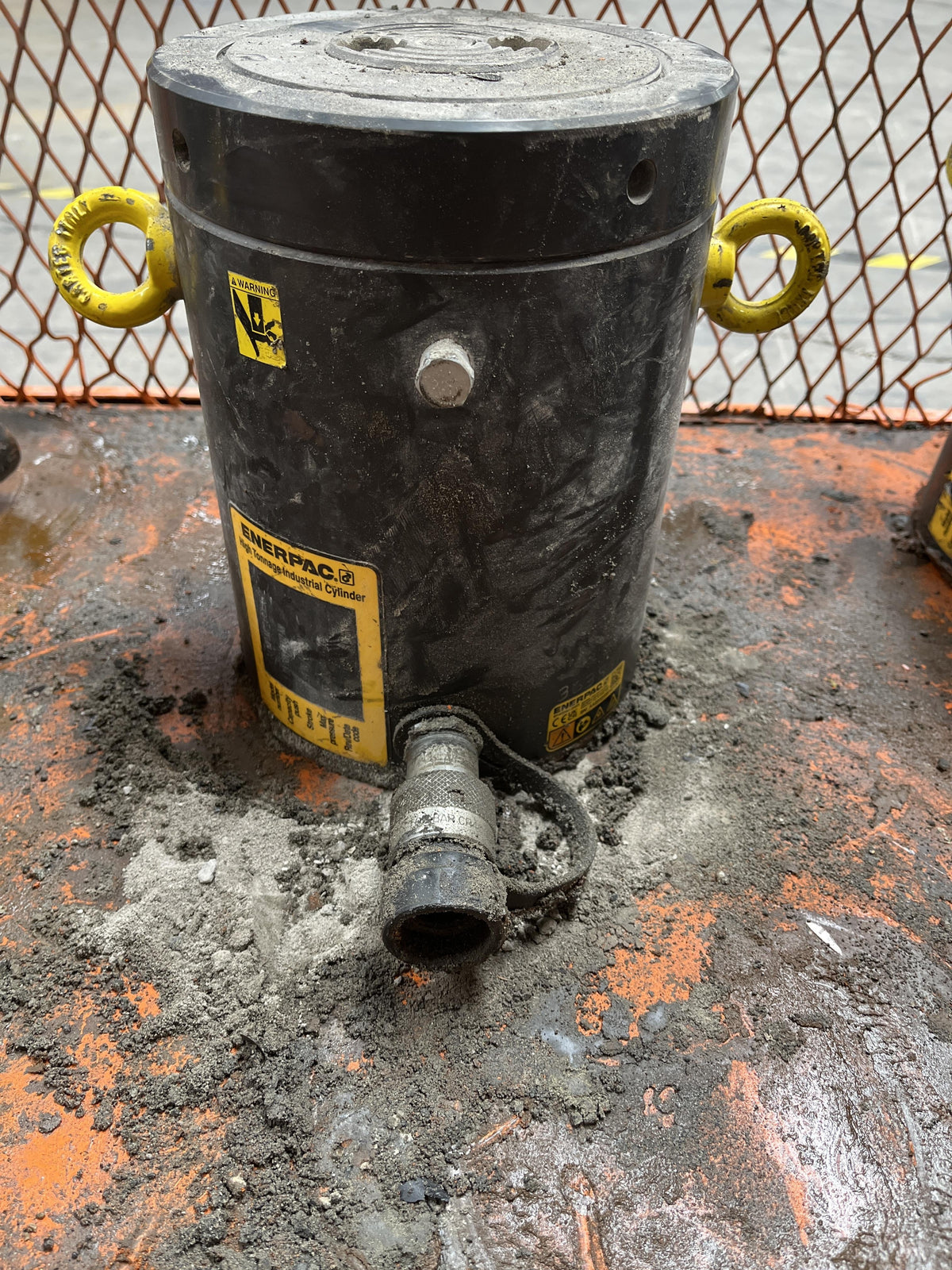 2023 ENERPAC HCL1004