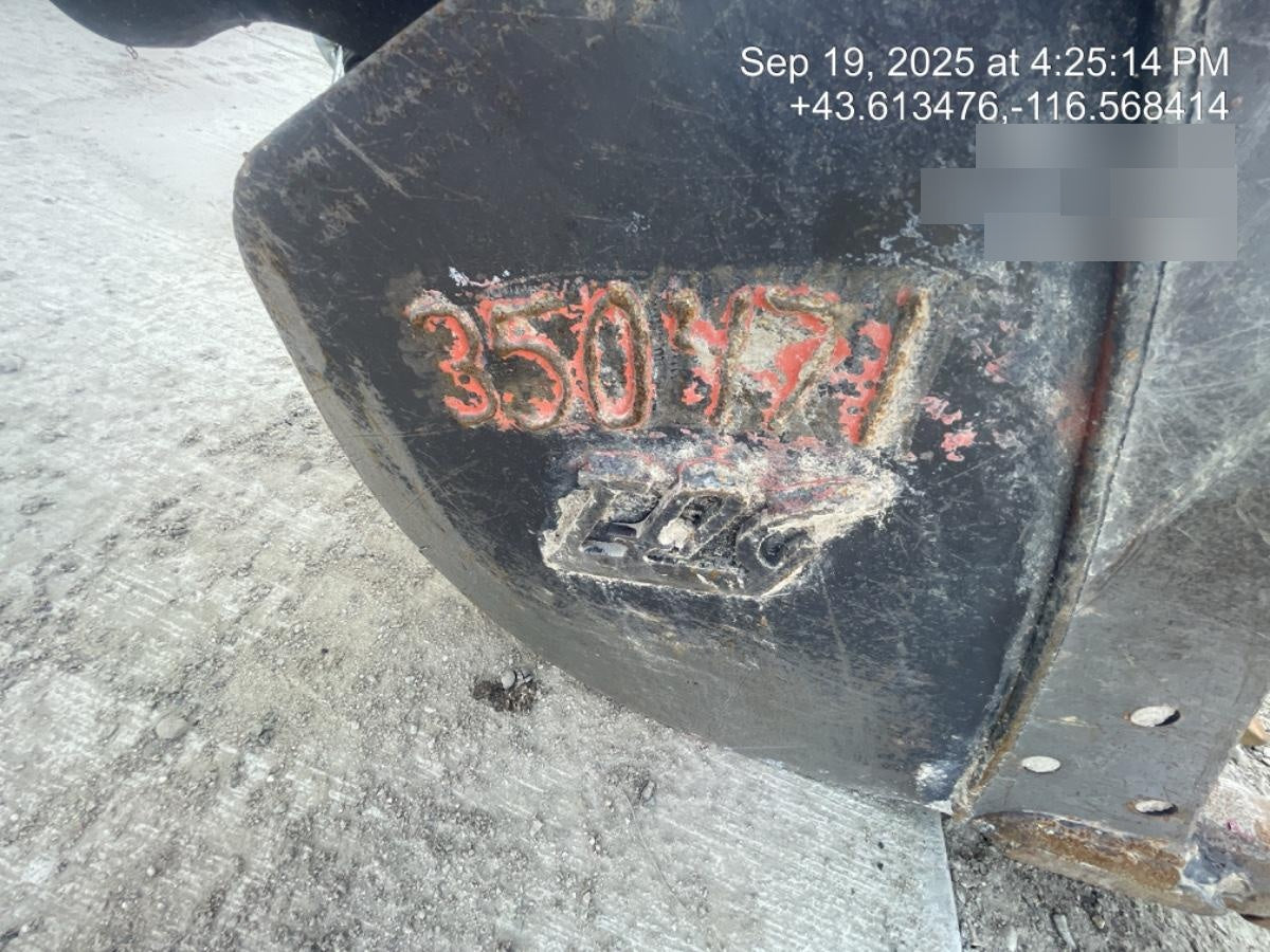 2023 TAG MANUFACTURING 12" Bucket, Mini Excavator - Tag