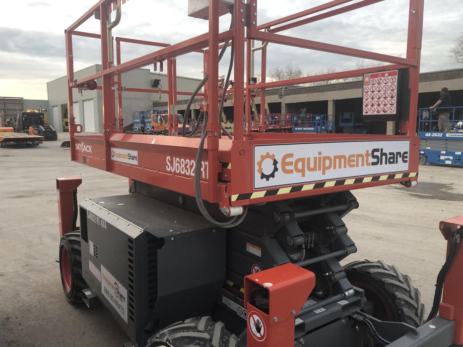 2018 SKYJACK SJ6832 RT