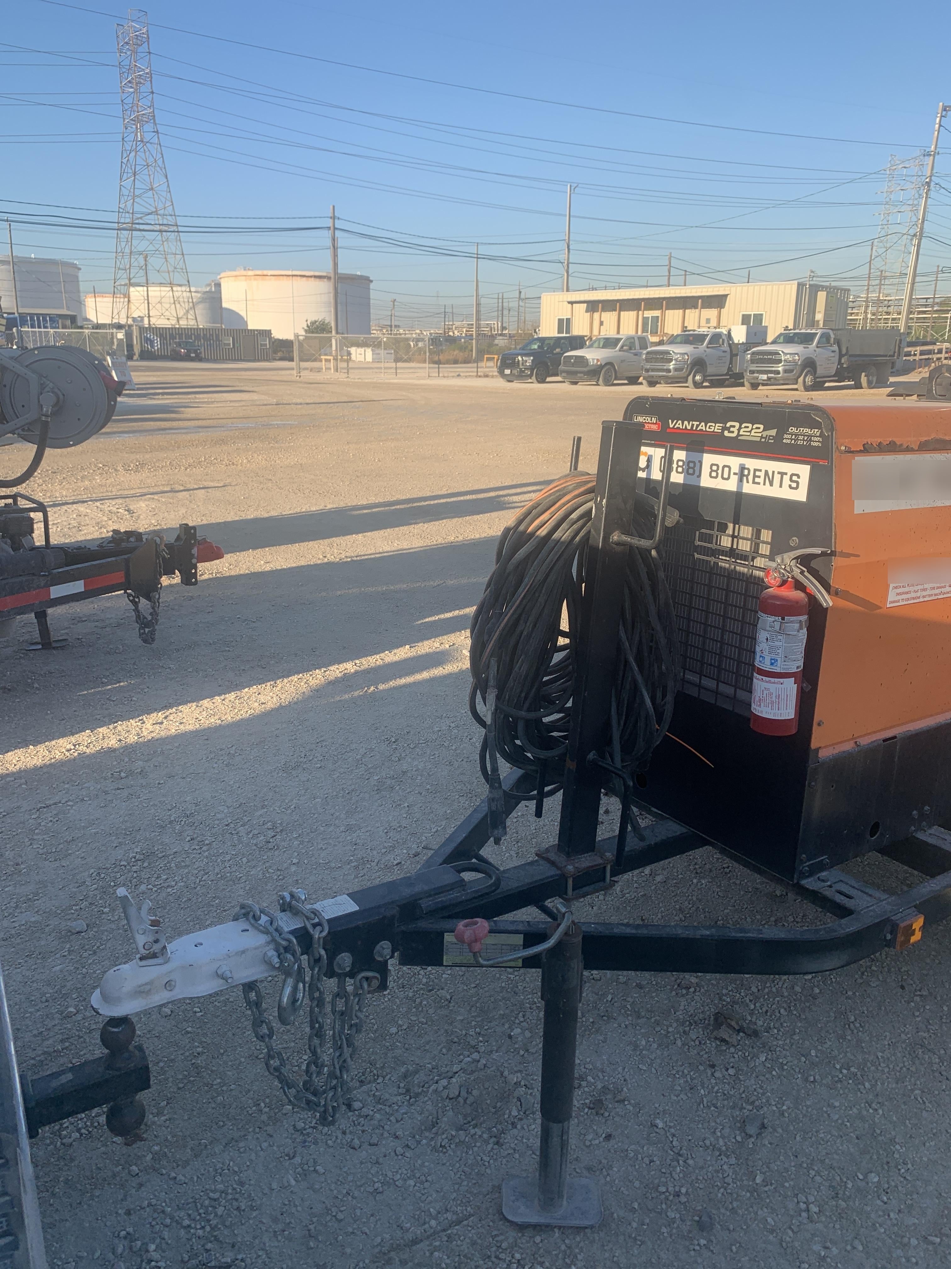 2021 Lincoln Electric Vantage 322 Vantage 322 Ready Pak 3 w/ Decals, ORANGE (includes trailer, cable rack, fender light kit) NO Telematics