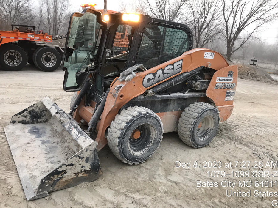 2016 Case SV300 CASE SV300 T4BH