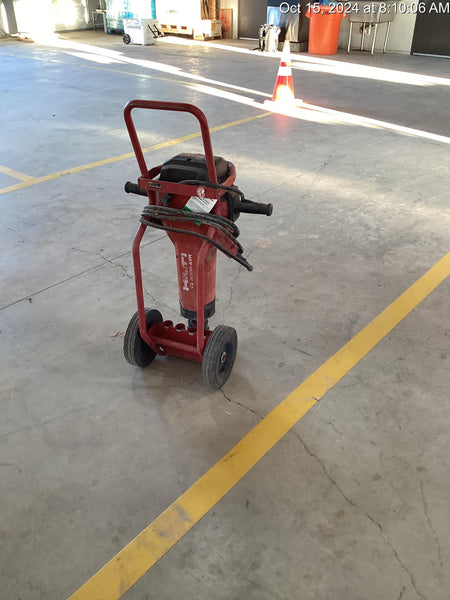 2023 HILTI TE 3000-AVR