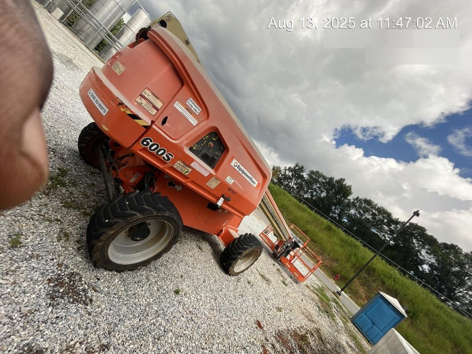2020 JLG 600S