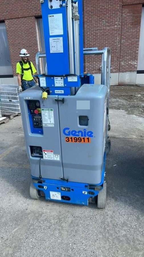 2023 GENIE GR-20