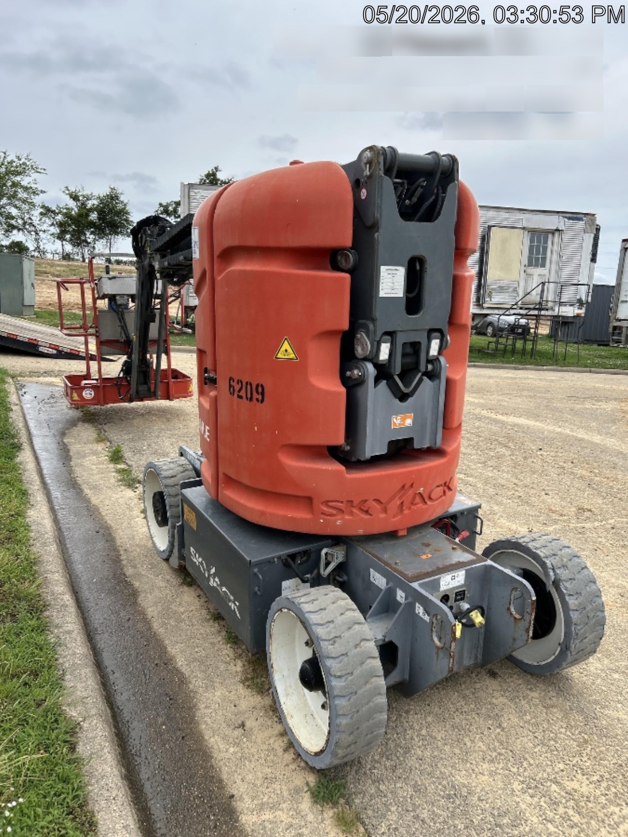 2017 SKYJACK SJ30 AJE