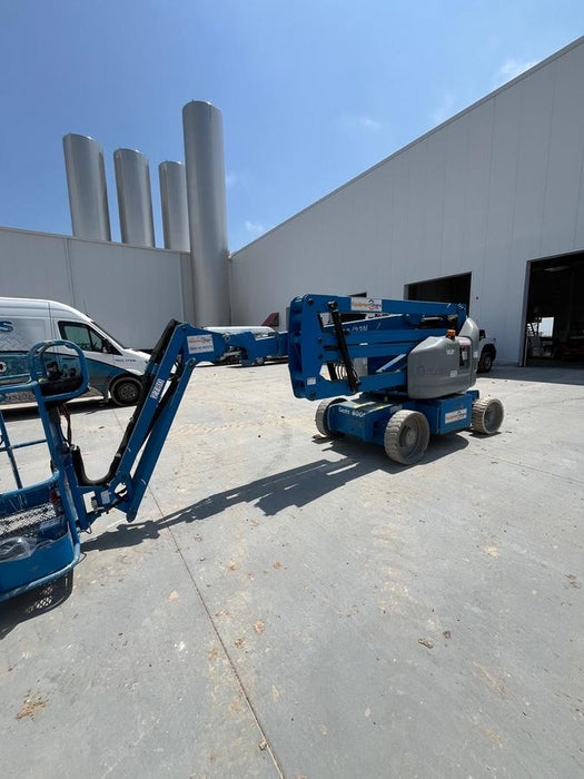 2017 GENIE Z-40/23 N