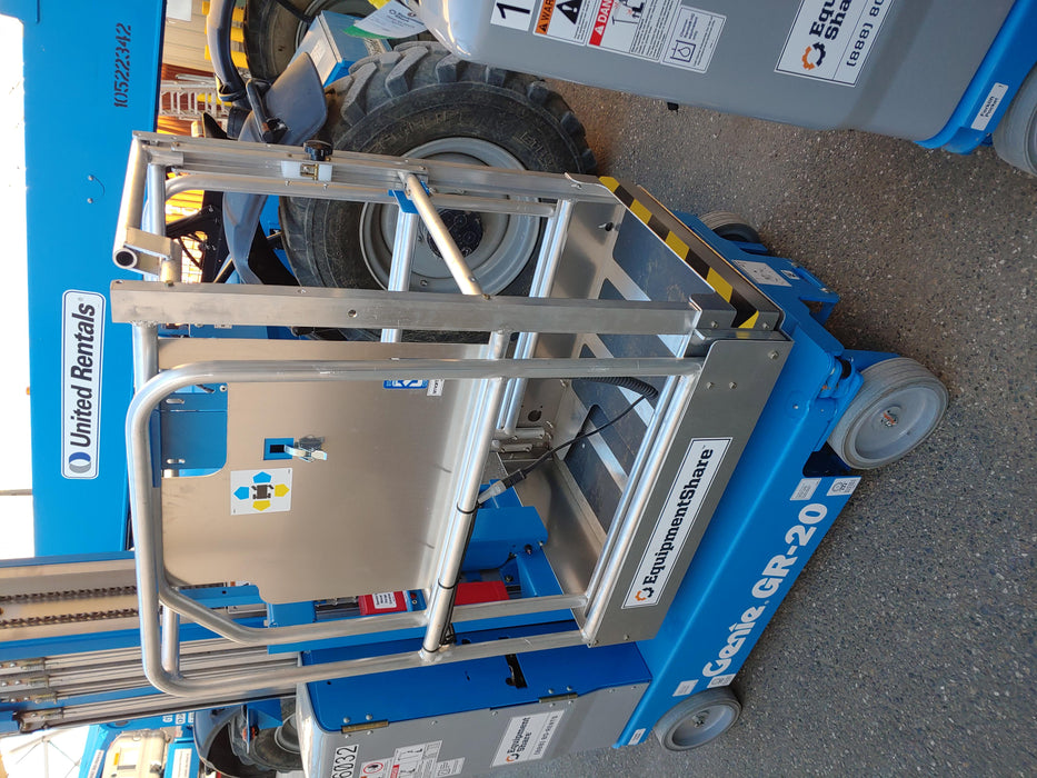 2021 GENIE GR-20