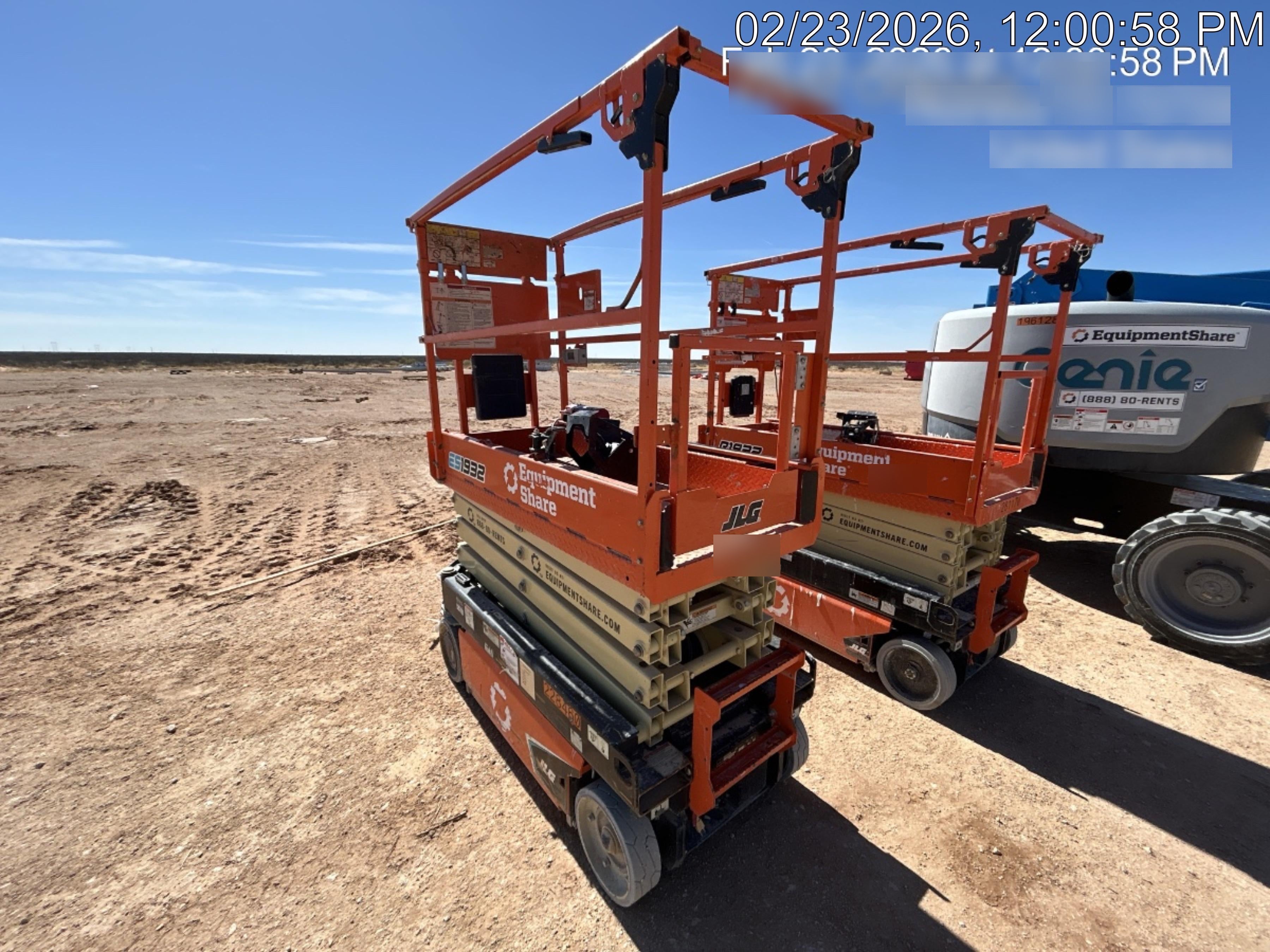 2022 JLG ES1932