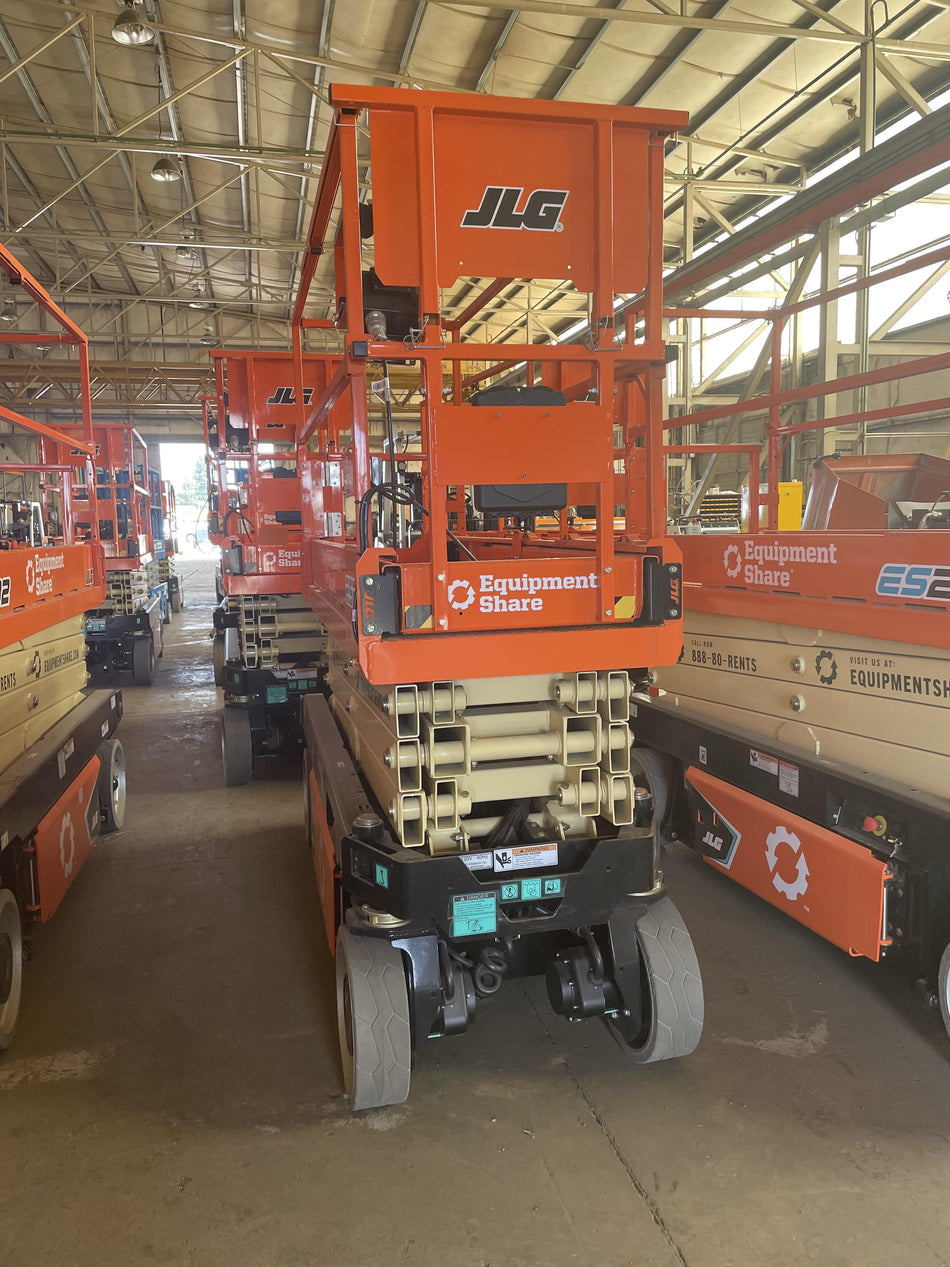 2022 JLG ES2632