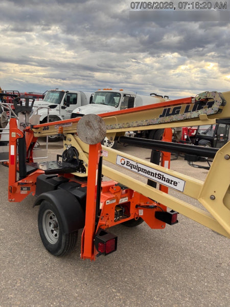 2022 JLG T350