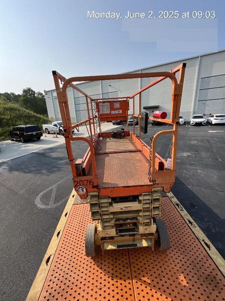 2016 JLG 3246ES