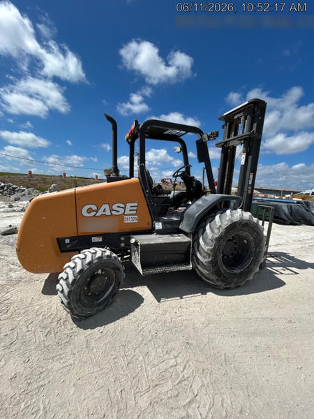 2023 CASE 588H