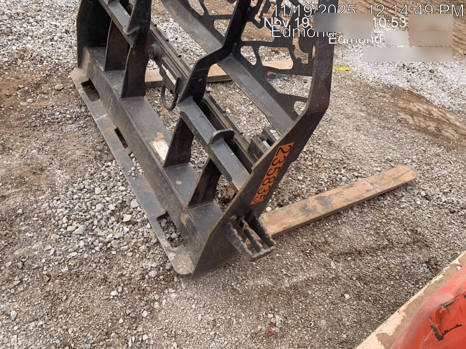 2022 PALADIN 48" Pallet Forks - Paladin