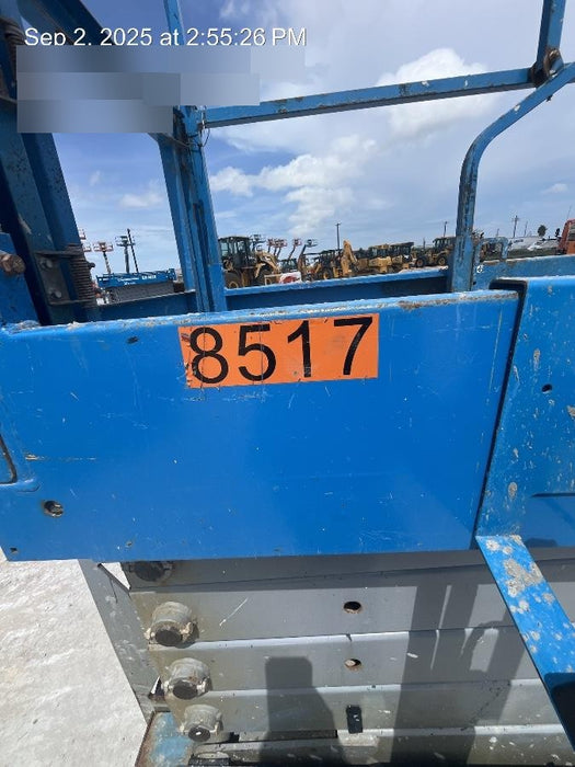 2018 Genie GS-3232 Genie GS3232 Lift w/Folding Rails and Swing Gate