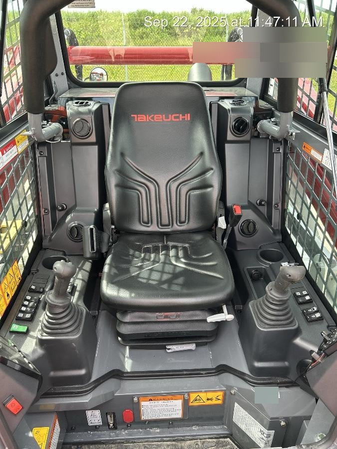 2025 TAKEUCHI TL12V2-CR