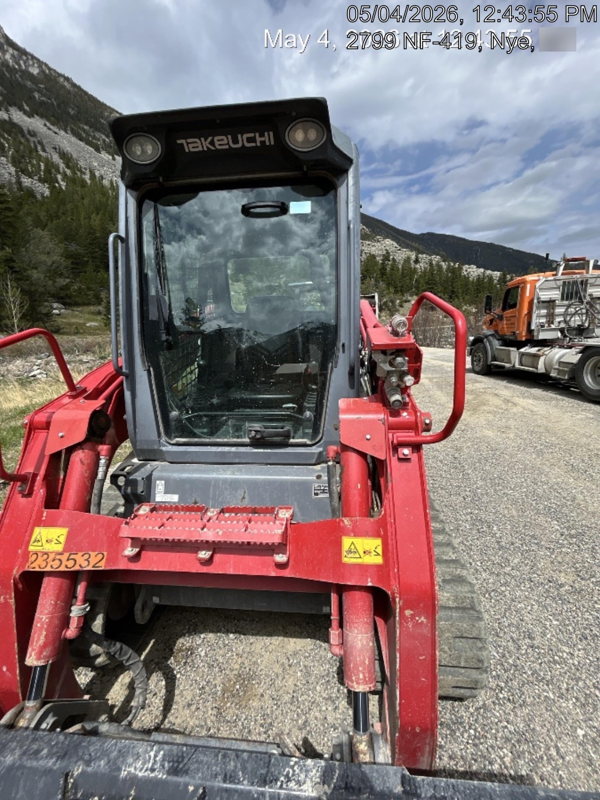 2022 TAKEUCHI TL12R2-CR
