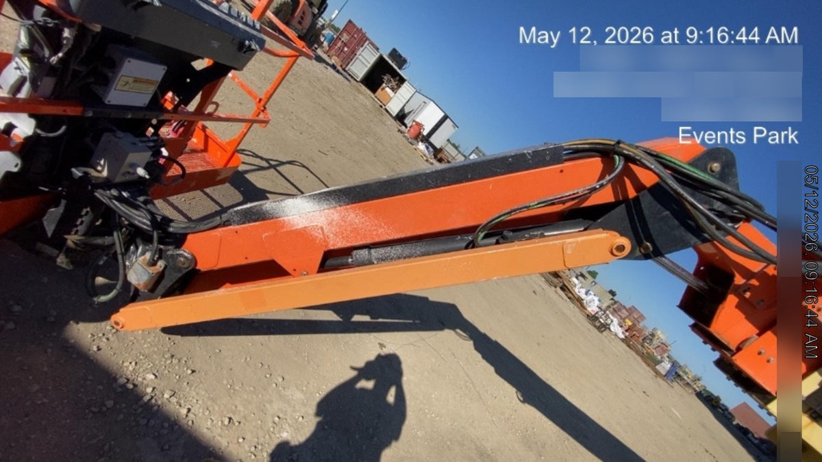 2019 JLG 860SJ
