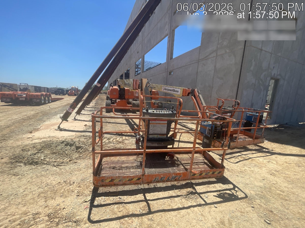 2022 JLG 860SJ