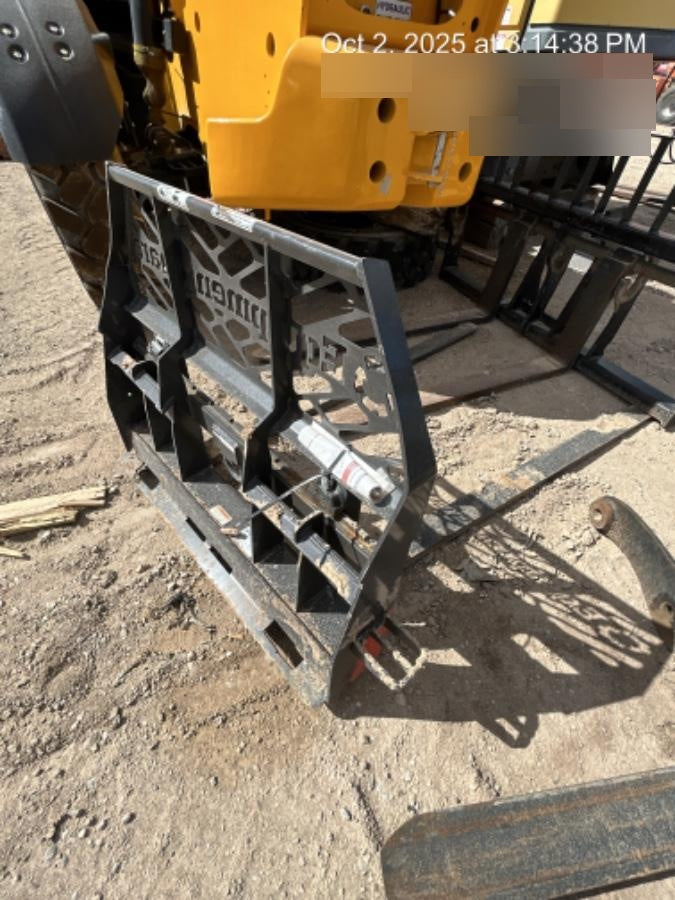 2025 PALADIN 72" Skid Steer Forks
