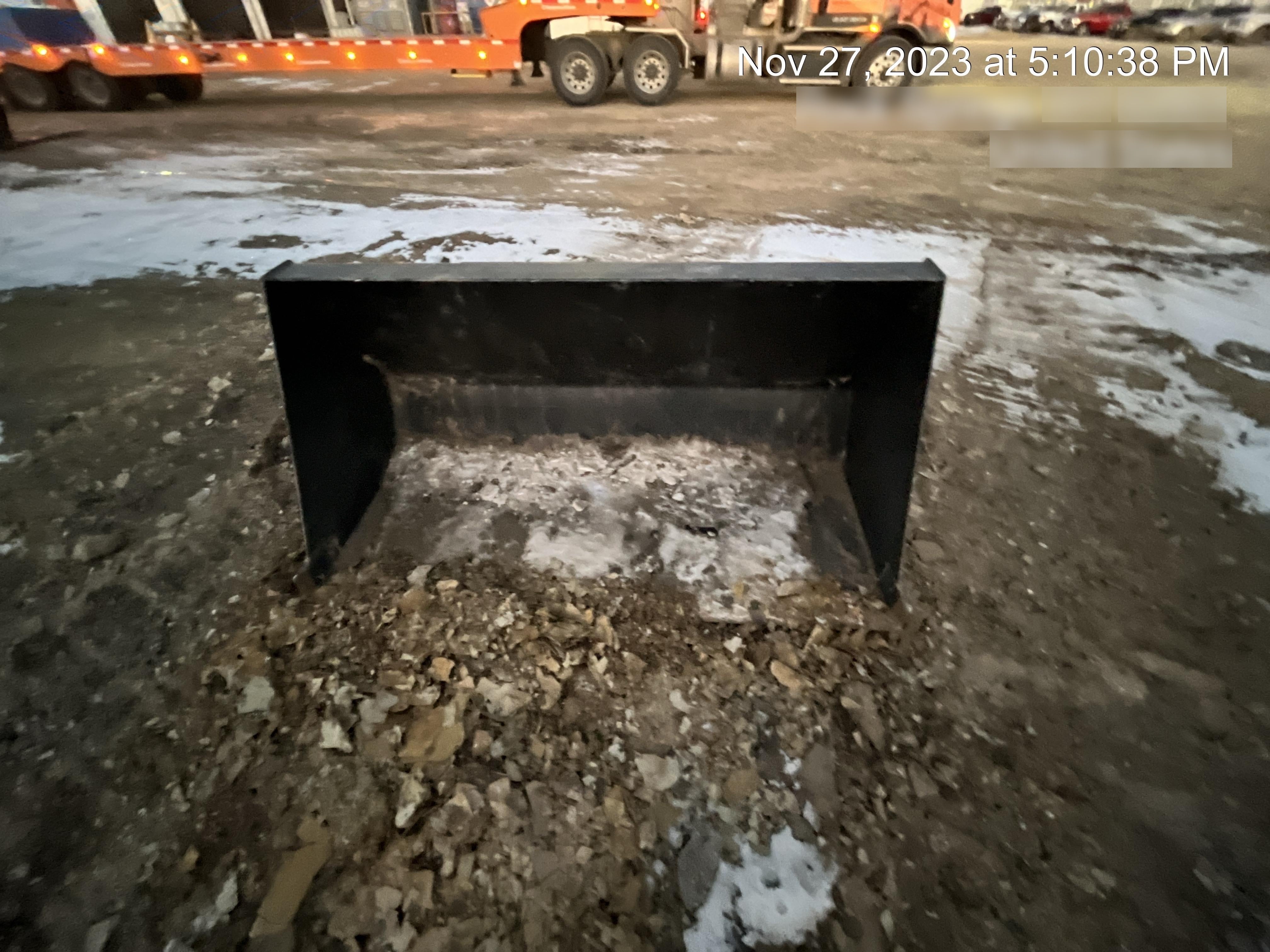 2023 JLG 1001100822