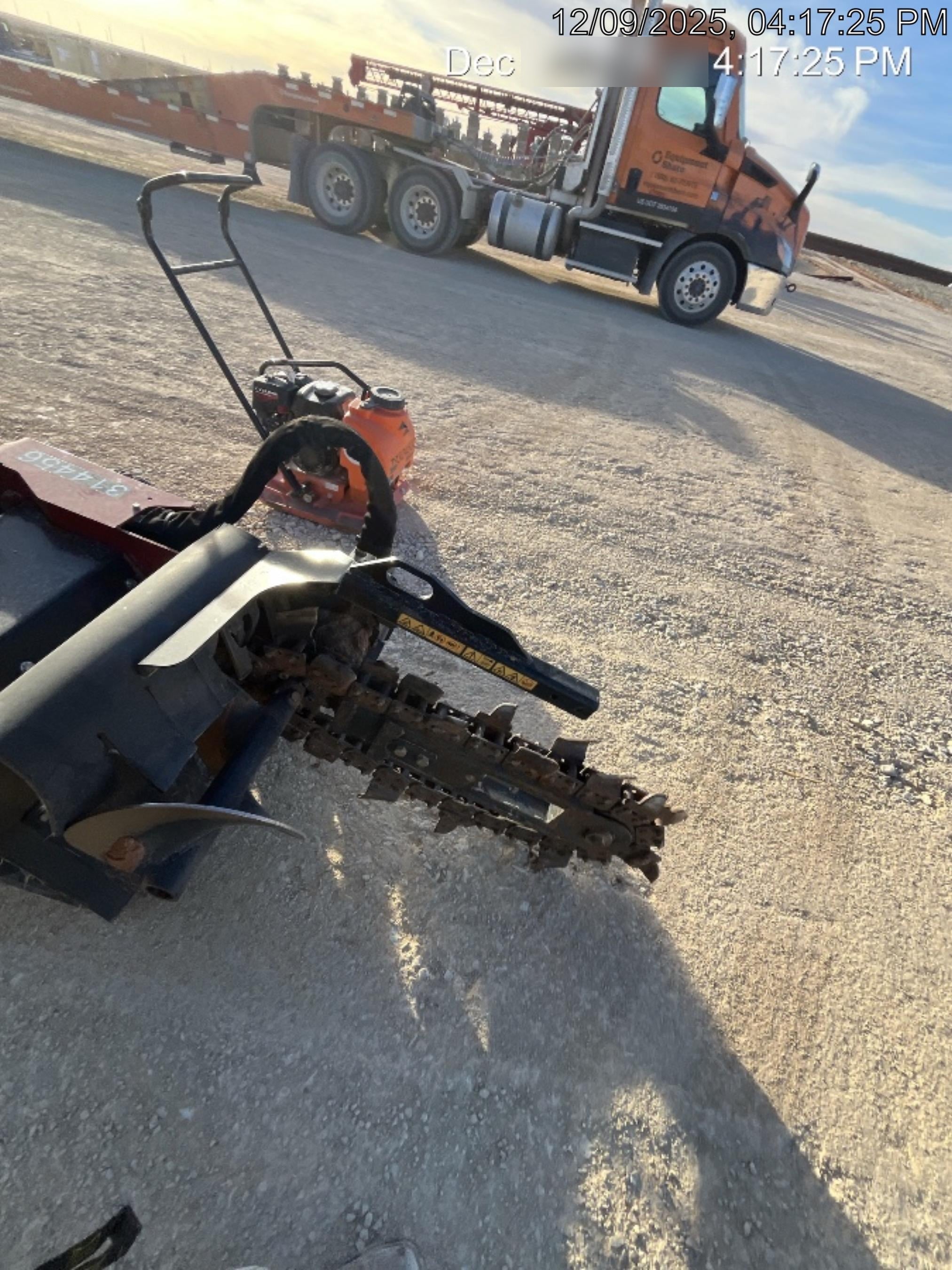 2023 TORO TRX-16