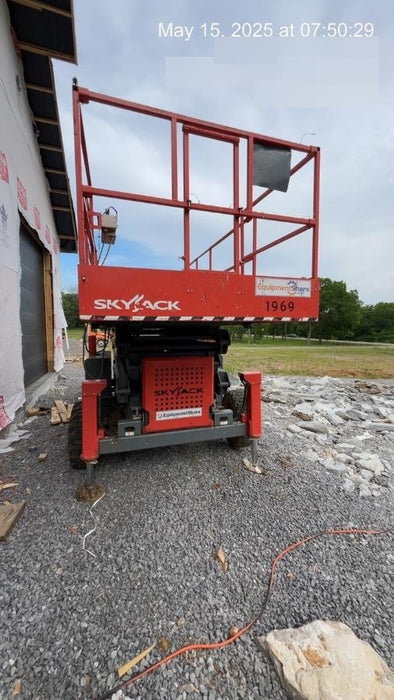 2016 SKYJACK SJ8841 RT