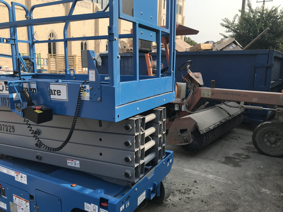 2020 Genie GS-3246 Standard, Folding full height swing gate