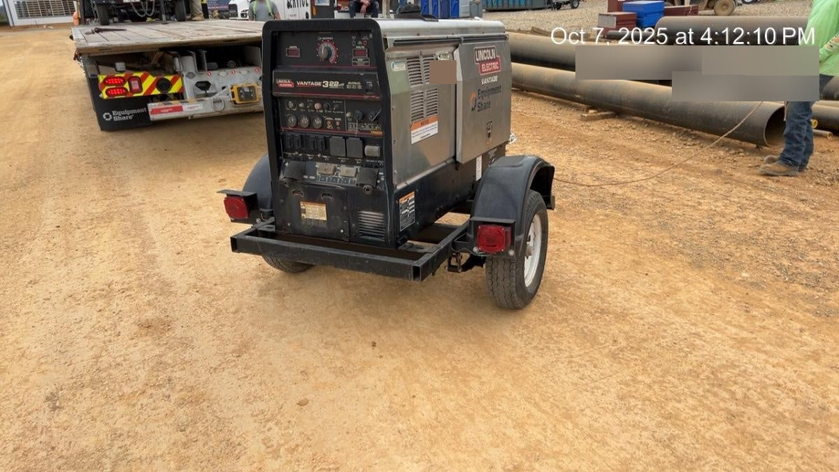 2019 Lincoln Electric Vantage 322 Welder Ready-Pak 3, Two wheel trailer, Fender and Light kit, Cable Rack