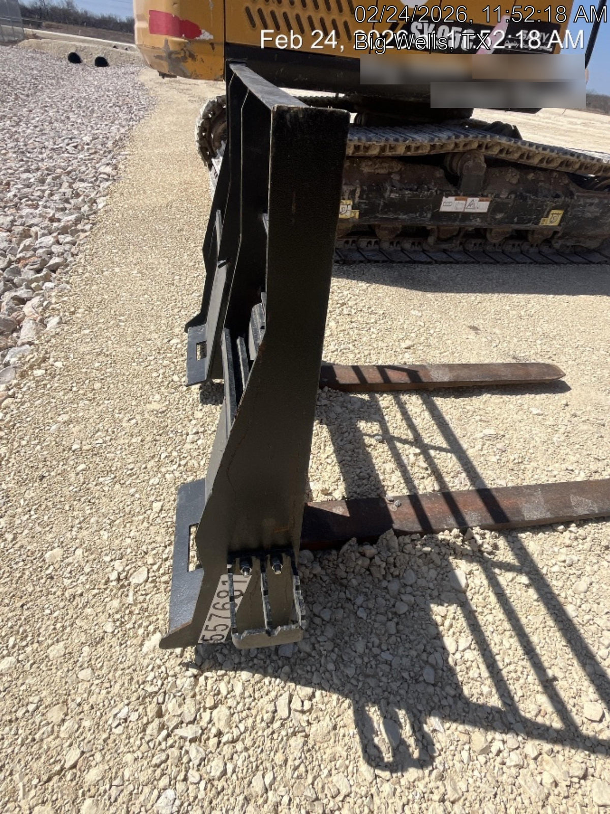 2025 ARROW MATERIAL HANDLING F5100CB - 72"