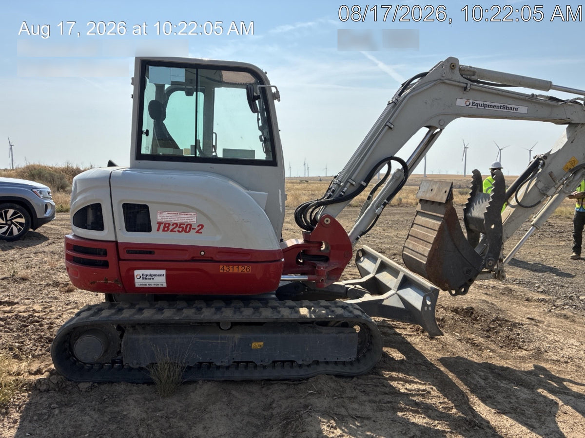 2024 TAKEUCHI TB250-2CR