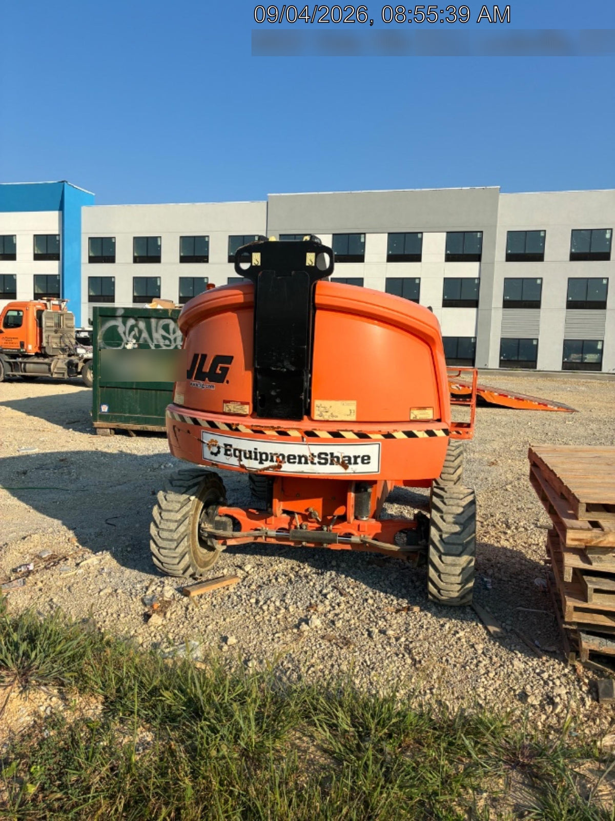2020 JLG 400S
