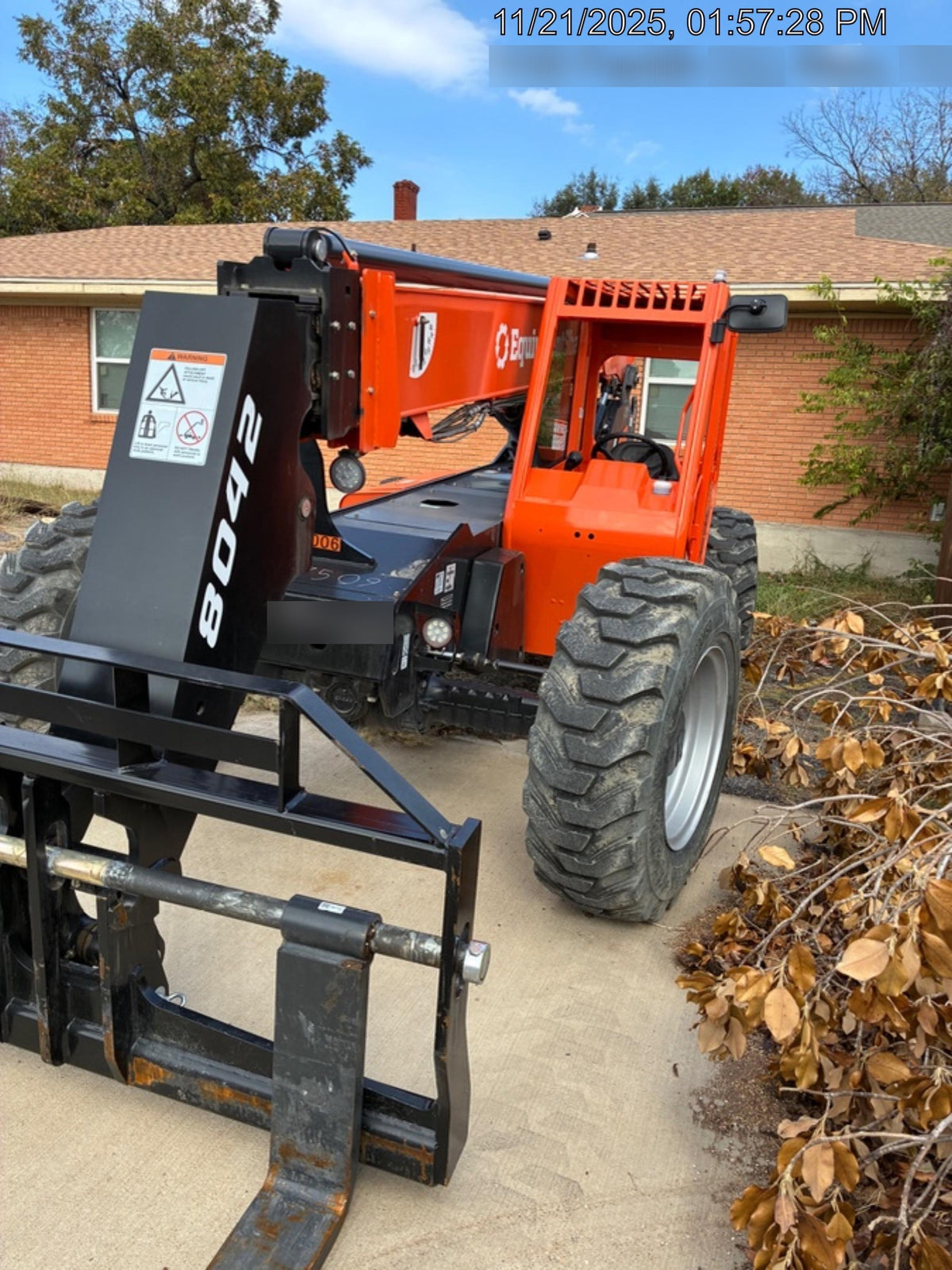 2025 SKYTRAK 8042