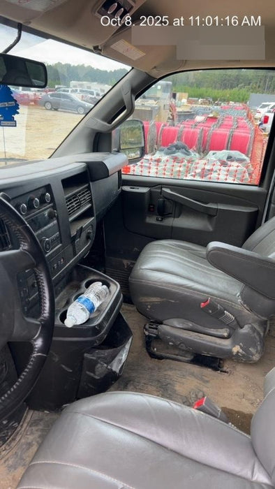 2023 CHEVROLET Express Van - Rental