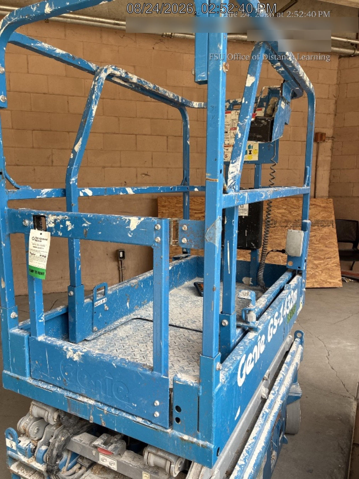 2023 GENIE GS-1432