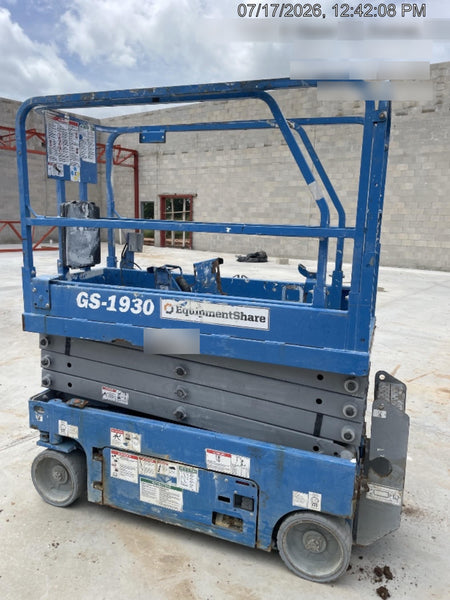 2019 Genie GS-1930 Fixed Rails with Chain Entry