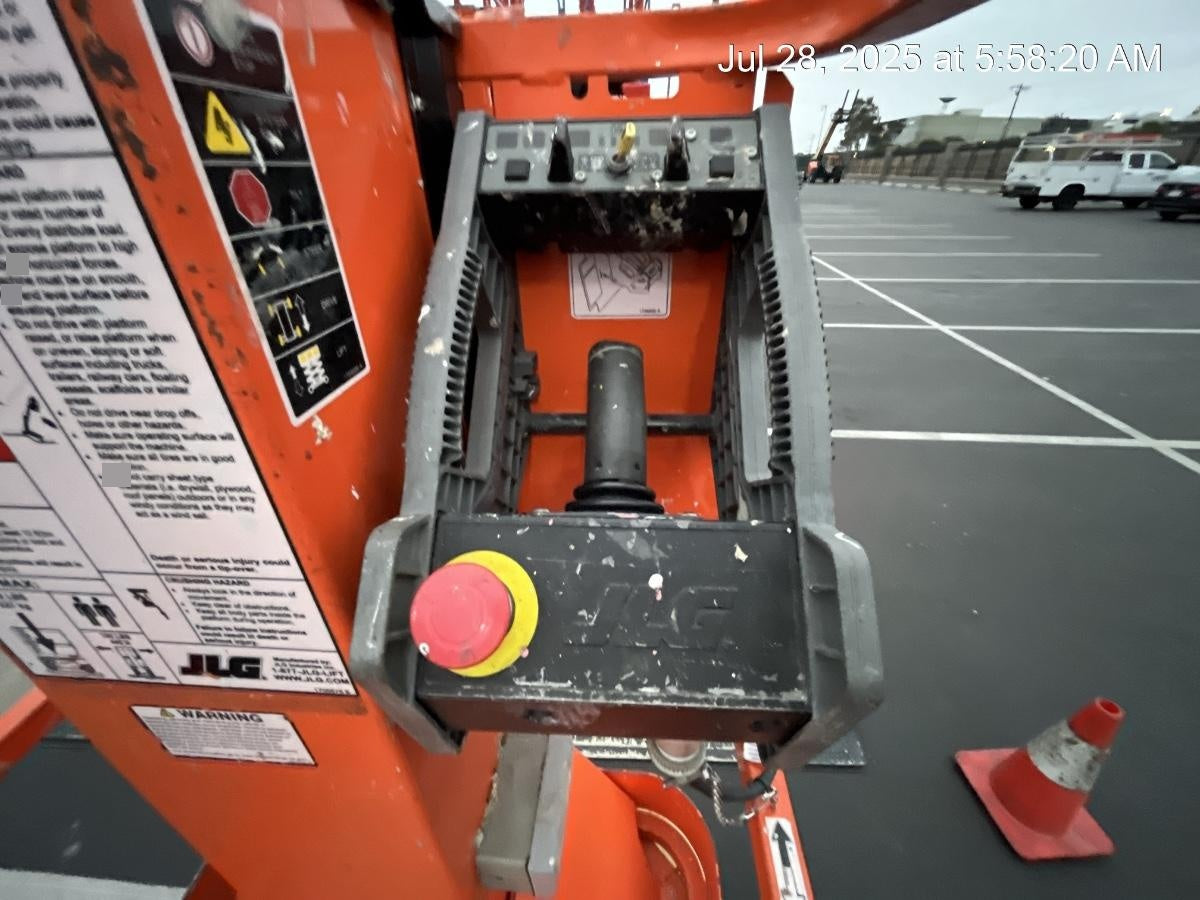 2021 JLG 1230ES