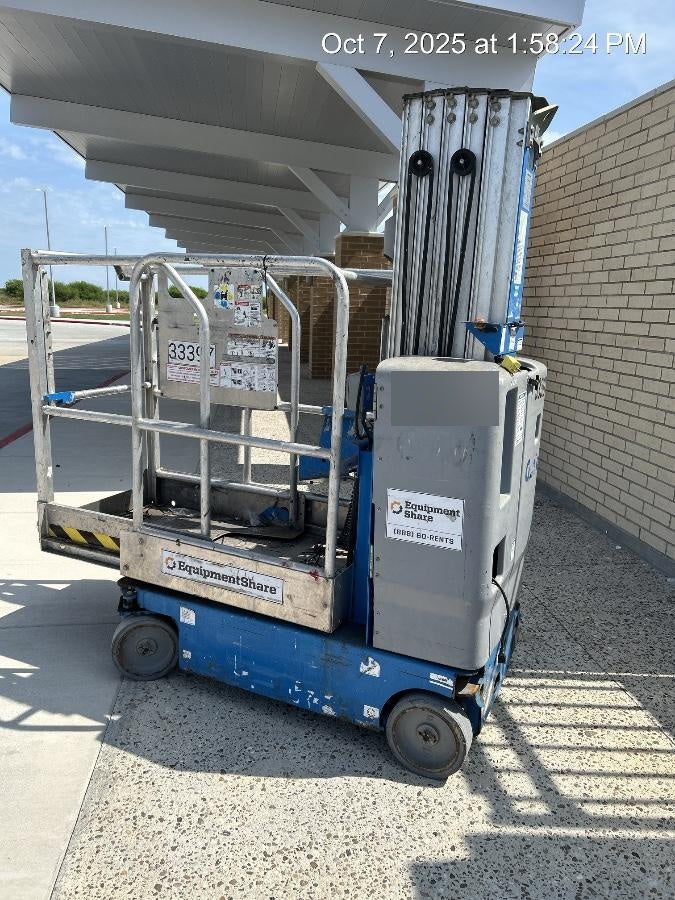 2019 GENIE GR-20