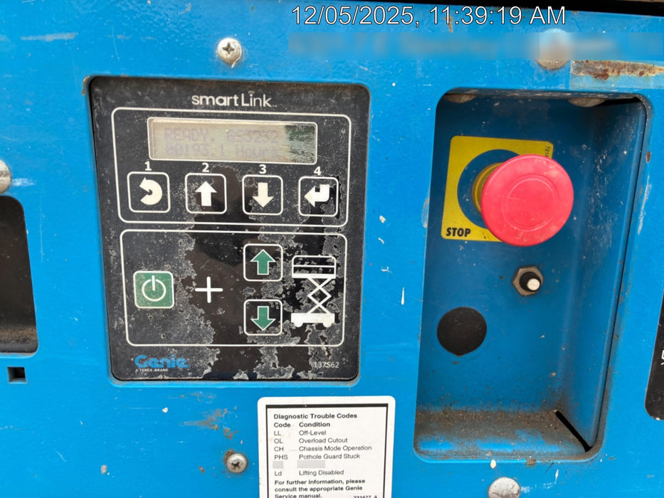 2016 Genie GS-3232 Genie GS3232 Narrow Scissor Lift