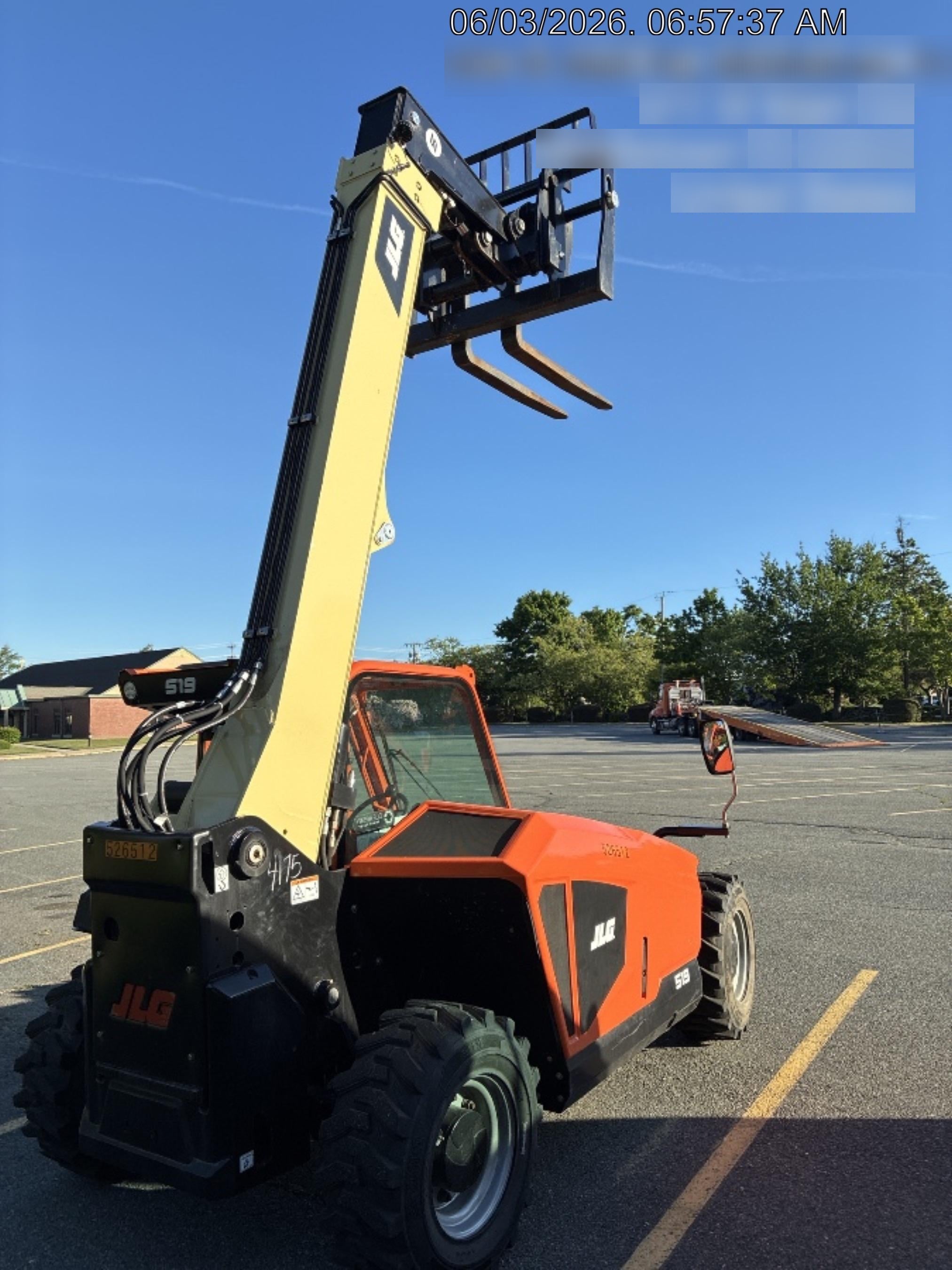 2025 JLG 519