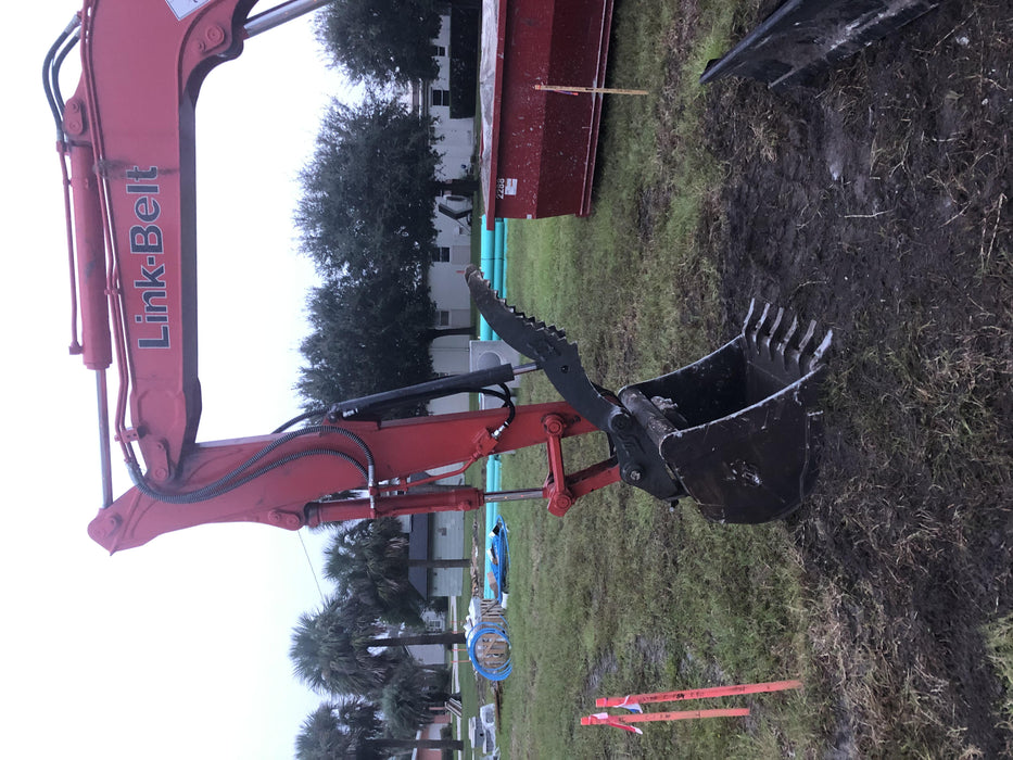 2020 Link-Belt 80X3EX 7'2" ARM, 17.7" rubber tracks, Multi function aux hydraulics