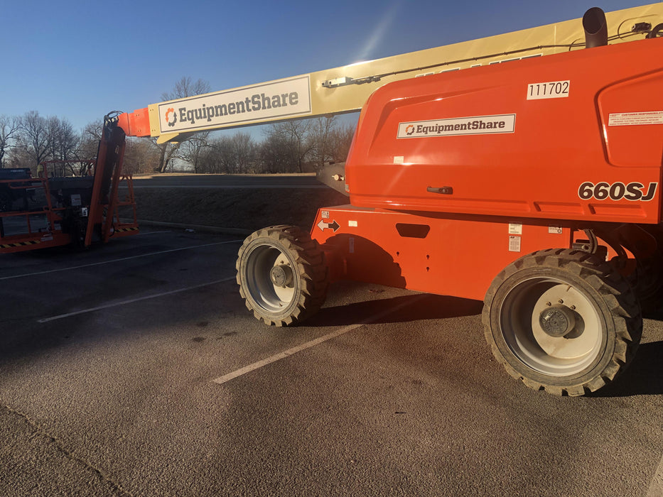 2020 JLG 660SJ