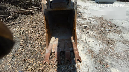 2015 CASE 42" Bucket - Case